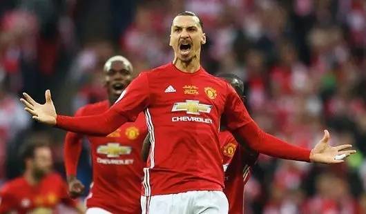 通过社交媒 通过社交媒